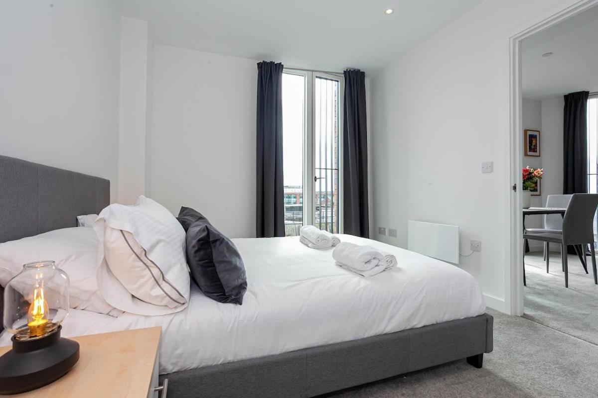Spacious 2 Bed Apartment in Central Mánchester Exterior foto