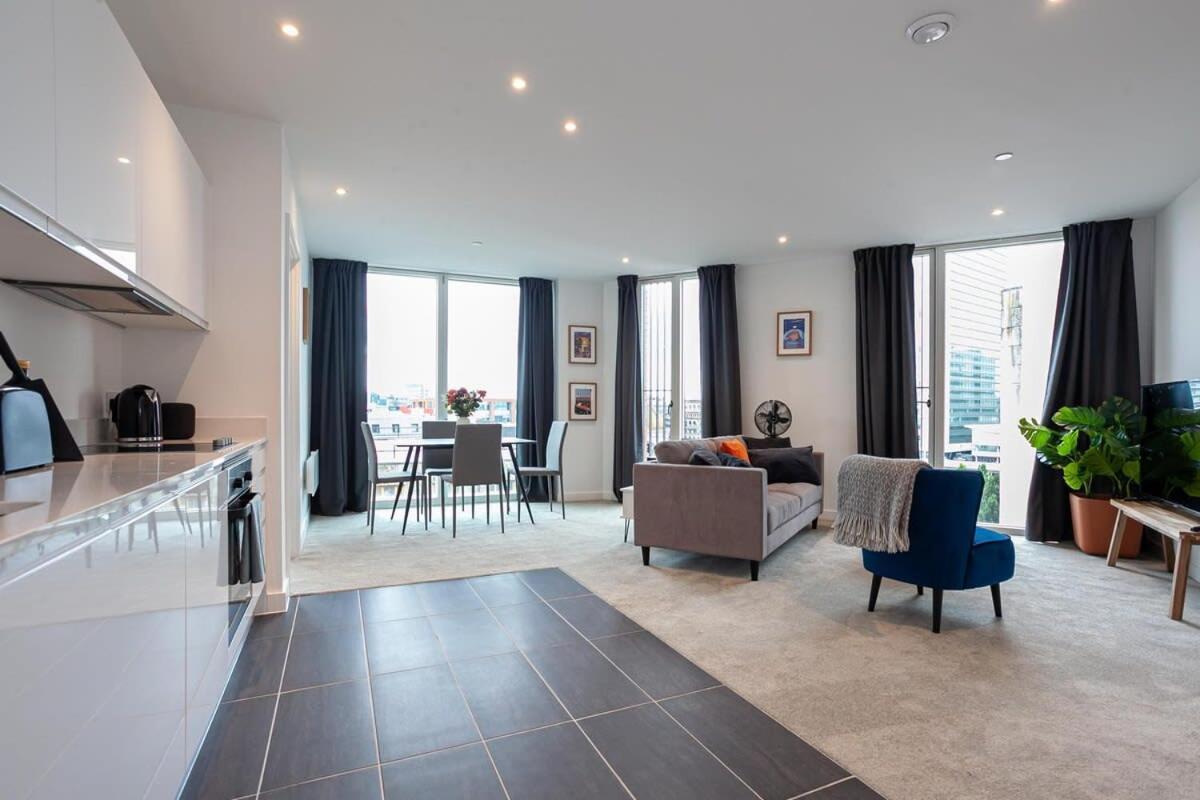 Spacious 2 Bed Apartment in Central Mánchester Exterior foto